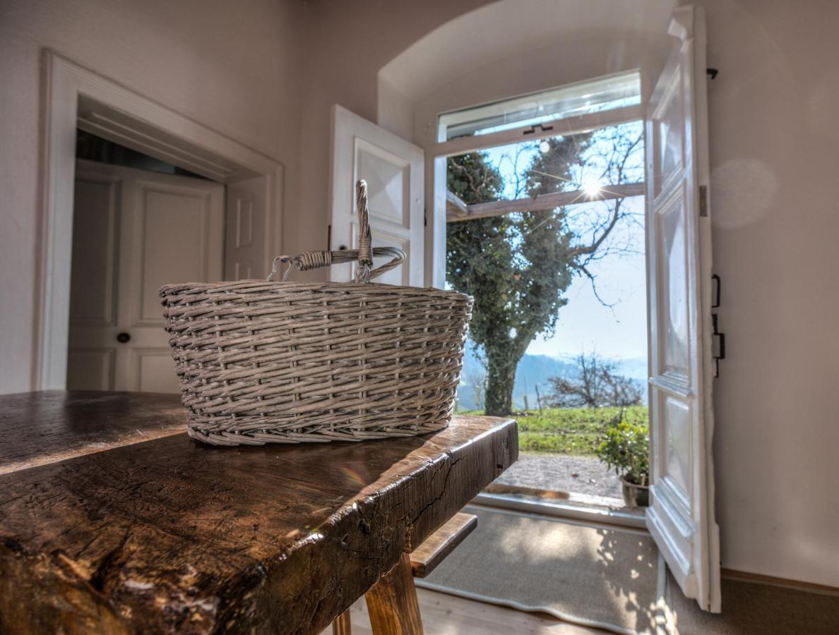 Winzarei, Weingut Tement Villa Berghausen Exterior foto
