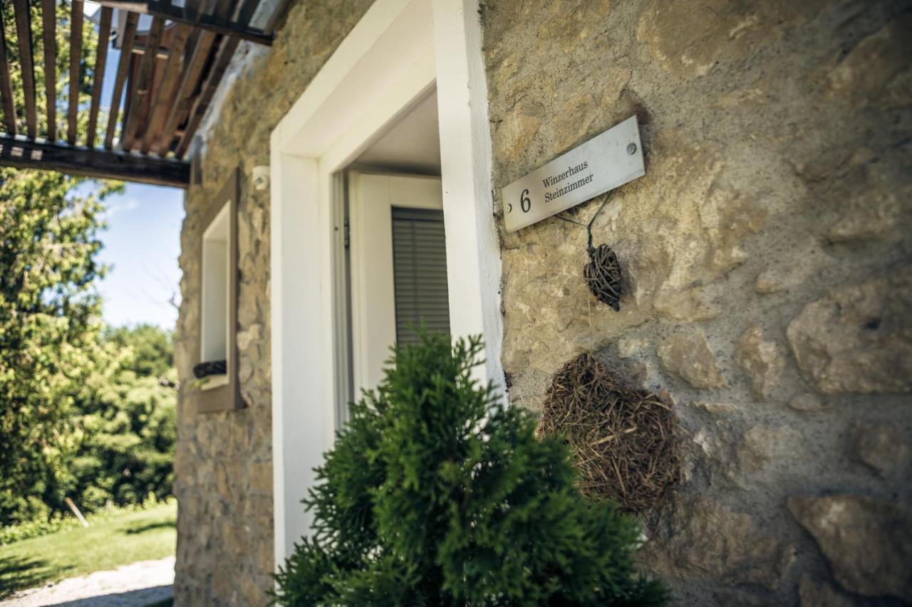 Winzarei, Weingut Tement Villa Berghausen Exterior foto